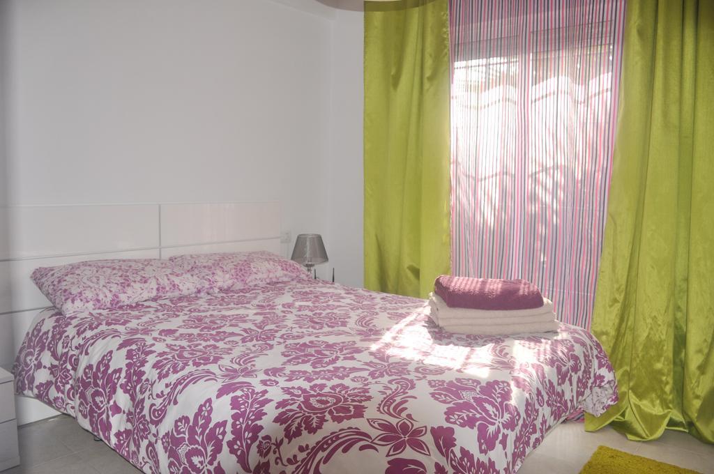 Apartment Altos De La Bahia X 또레비에하 객실 사진