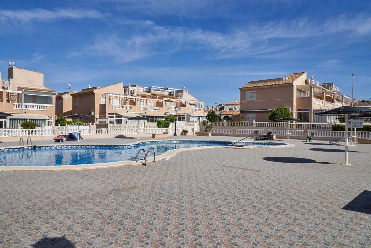 Apartment Altos De La Bahia X 또레비에하 외부 사진