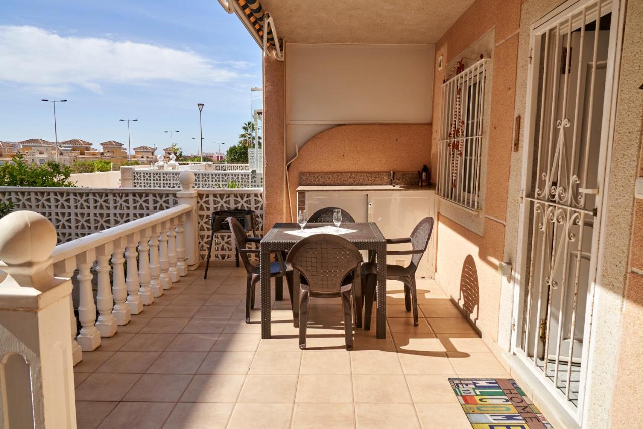 Apartment Altos De La Bahia X 또레비에하 외부 사진