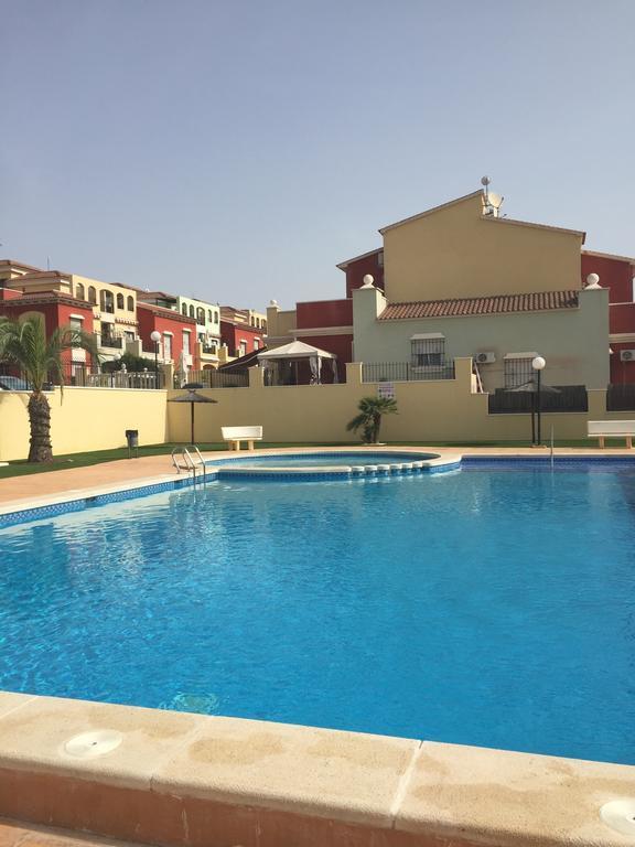 Apartment Altos De La Bahia X 또레비에하 객실 사진
