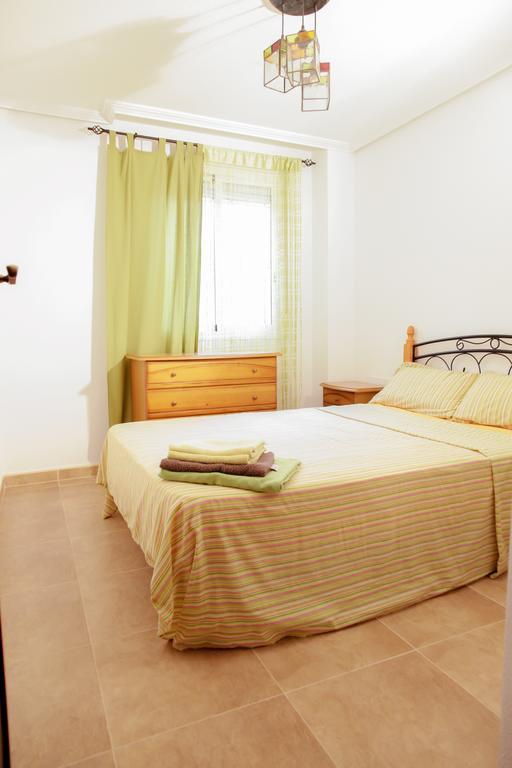 Apartment Altos De La Bahia X 또레비에하 객실 사진