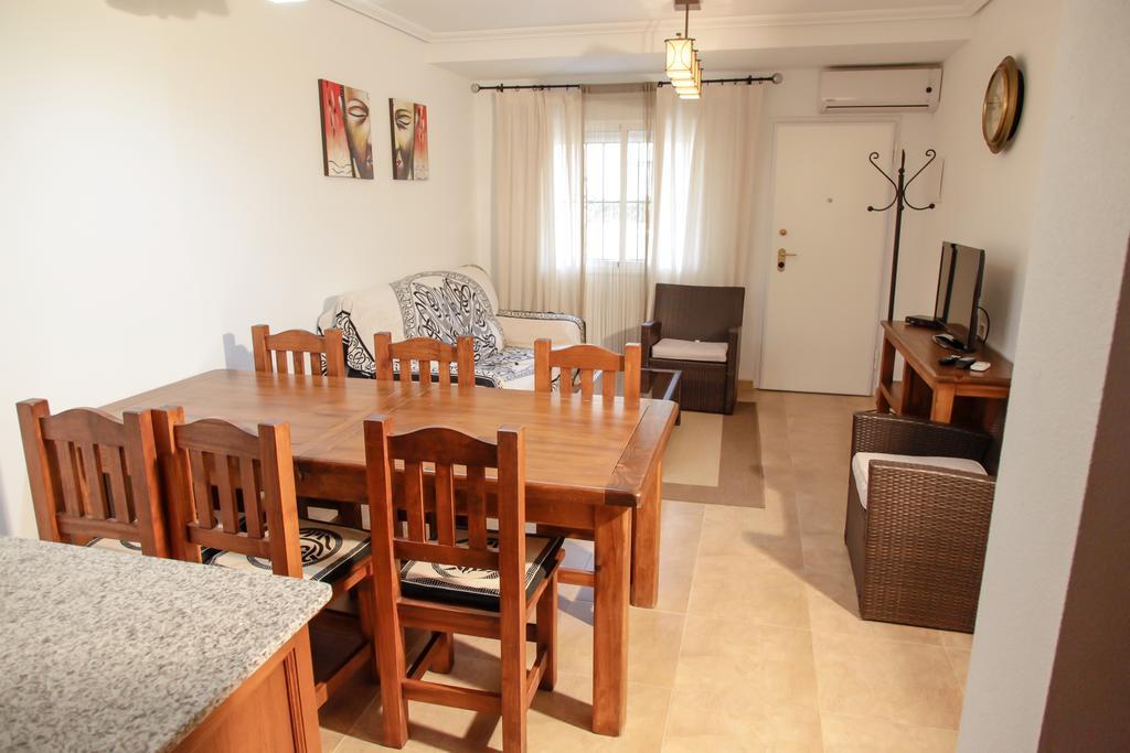 Apartment Altos De La Bahia X 또레비에하 객실 사진