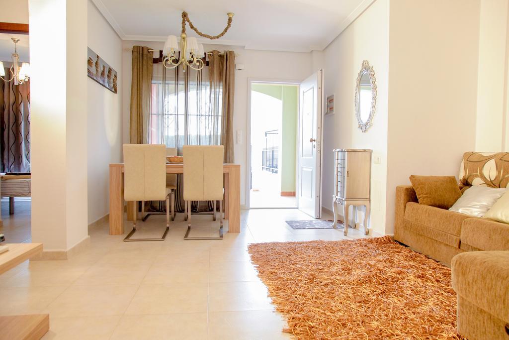 Apartment Altos De La Bahia X 또레비에하 객실 사진