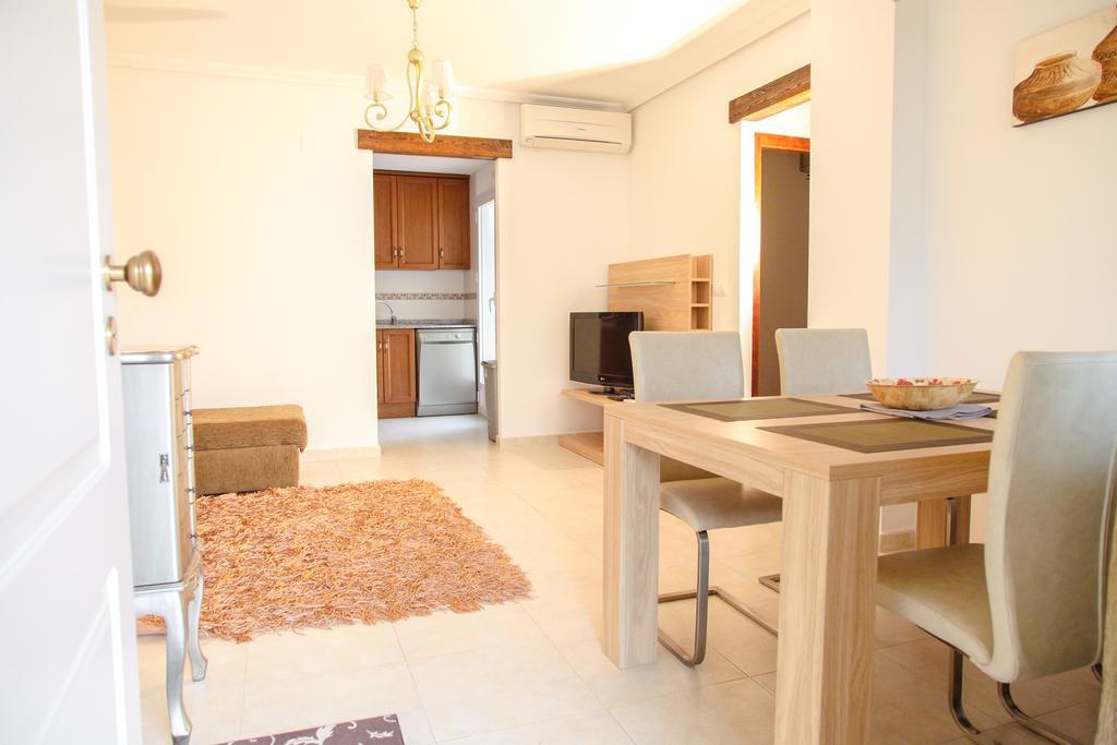 Apartment Altos De La Bahia X 또레비에하 객실 사진